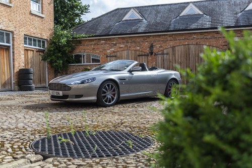 2006 - Aston Martin DB9 Volante Manual In vendita (immagine 78 di 133)