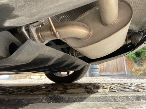 2006 - Aston Martin DB9 Volante Manual In vendita (immagine 96 di 133)