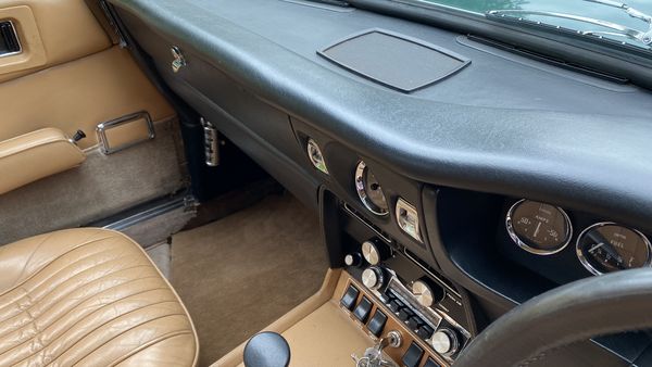 1971 Aston Martin DBS Vantage For Sale (picture :index of 44)