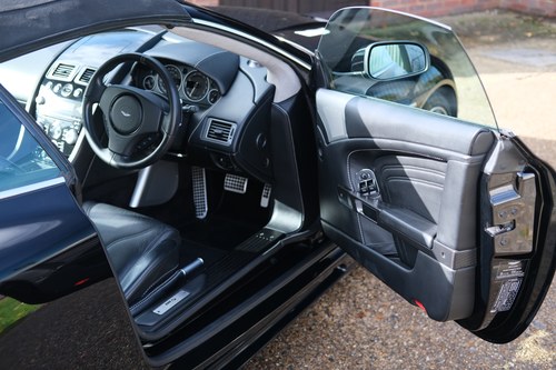 2009 Aston Martin DBS Volante Te koop (foto 16 van 224)
