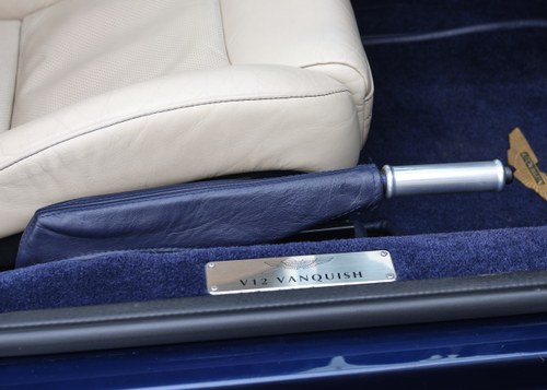 2003 Aston Martin V12 Vanquish Te koop (foto 31 van 161)