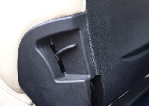 2003 Aston Martin V12 Vanquish Te koop (foto 90 van 161)