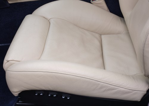 2003 Aston Martin V12 Vanquish Te koop (foto 87 van 161)