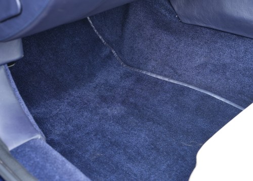 2003 Aston Martin V12 Vanquish Te koop (foto 77 van 161)