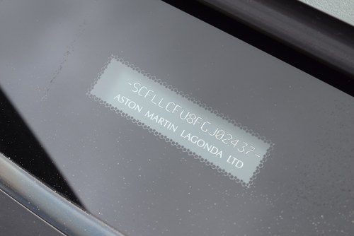 2015 Aston Martin Vanquish Carbon Edition 980 miles! Presented Virtually As New zum Verkauf (Bild 114 von 149)