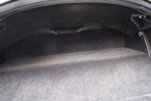 2015 Aston Martin Vanquish Carbon Edition 980 miles! Presented Virtually As New zum Verkauf (Bild 70 von 149)