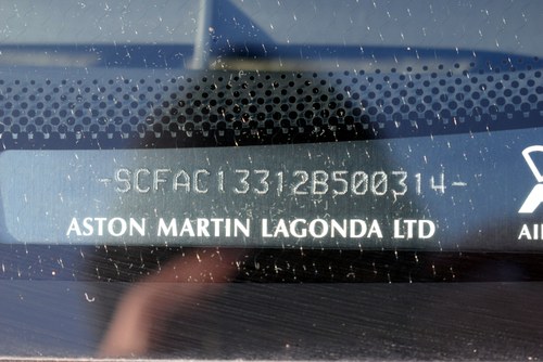 2002 Aston Martin V12 Vanquish - Only 11,757 miles! In vendita (immagine 84 di 147)