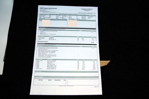 2002 Aston Martin V12 Vanquish - Only 11,757 miles! In vendita (immagine 111 di 147)