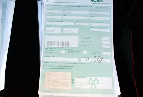 2002 Aston Martin V12 Vanquish - Only 11,757 miles! In vendita (immagine 137 di 147)