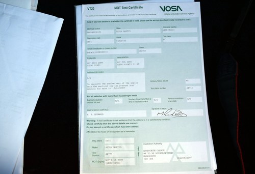 2002 Aston Martin V12 Vanquish - Only 11,757 miles! In vendita (immagine 139 di 147)