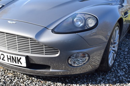 2002 Aston Martin V12 Vanquish - Only 11,757 miles! In vendita (immagine 59 di 147)