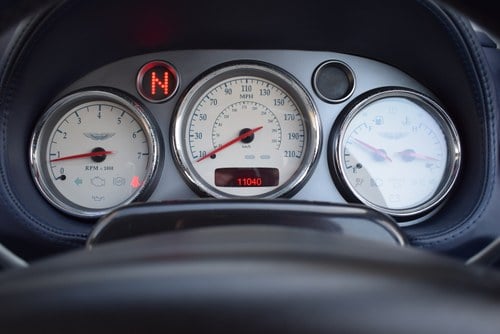 2002 Aston Martin V12 Vanquish - Only 11,757 miles! In vendita (immagine 30 di 147)