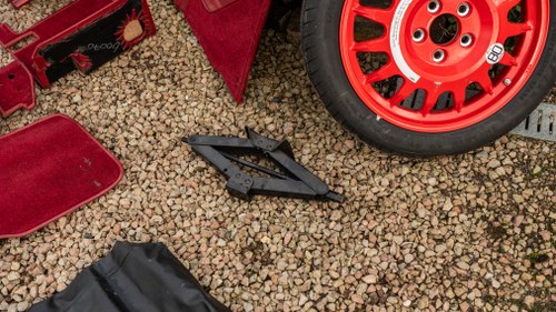 1993 Aston Martin Virage Volante In vendita (immagine 169 di 204)