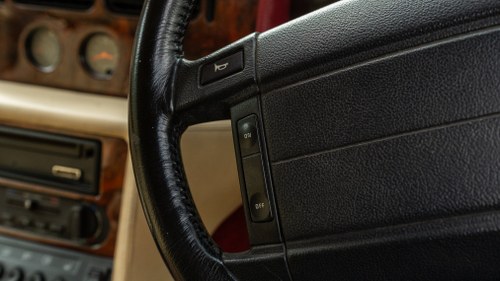 1993 Aston Martin Virage Volante In vendita (immagine 32 di 204)