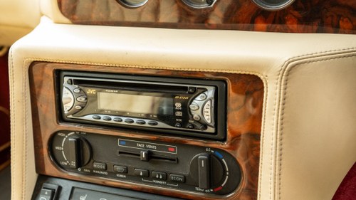 1993 Aston Martin Virage Volante In vendita (immagine 37 di 204)