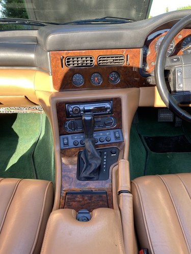 1993 Aston Martin Virage Volante till salu (bild 37 av 122)