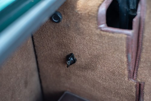 1992 Aston Martin Virage In vendita (immagine 113 di 258)