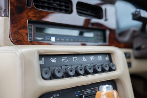 1992 Aston Martin Virage In vendita (immagine 50 di 258)