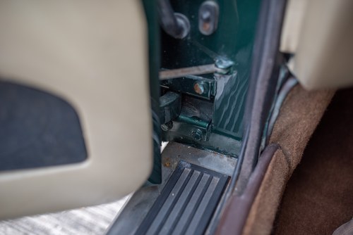 1992 Aston Martin Virage In vendita (immagine 57 di 258)