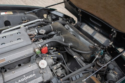 1992 Aston Martin Virage In vendita (immagine 184 di 258)