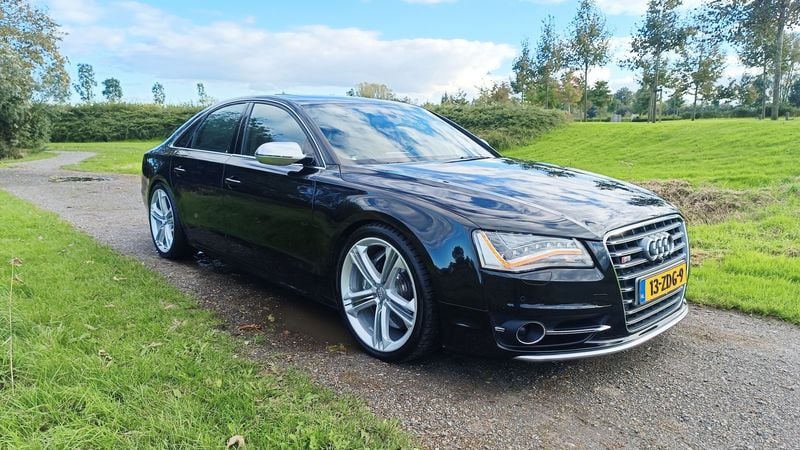 2012 Audi S8 For Sale (picture 1 of 48)