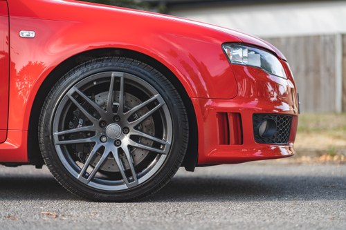 2006 Audi RS4 Quattro zum Verkauf (Bild 52 von 92)