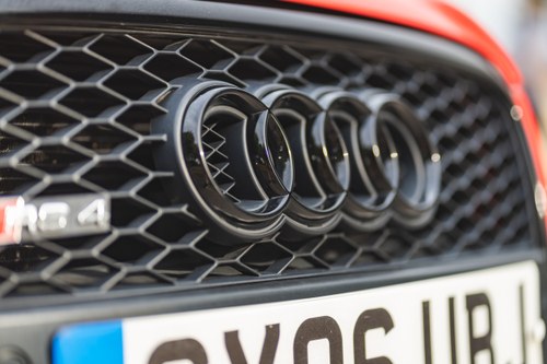 2006 Audi RS4 Quattro zum Verkauf (Bild 49 von 92)