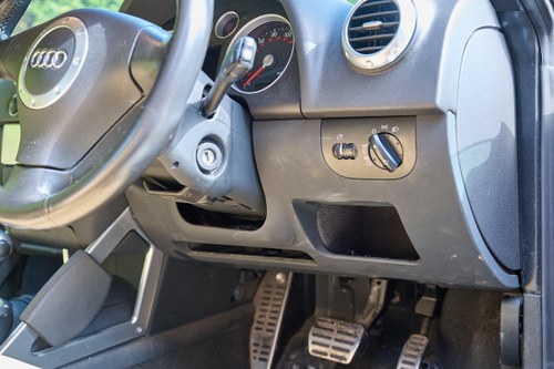 2004 AudI TT Coupe 3.2 Quattro Auto à vendre (picture 52 of 175)