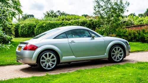 2001 Audi TT Quattro à venda (imagem 6 de 185)