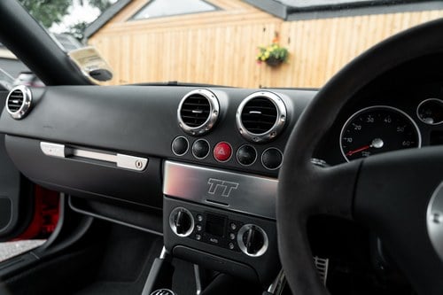 2005 Audi TT Quattro Sport 240 For Sale (picture 29 of 151)