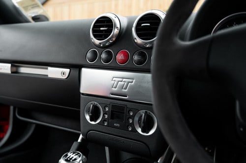 2005 Audi TT Quattro Sport 240 For Sale (picture 30 of 151)