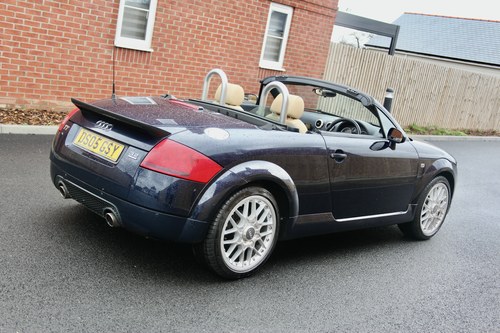 NO RESERVE - 2005 Audi TT 3.2 V6 Roadster DSG In vendita (immagine 20 di 132)
