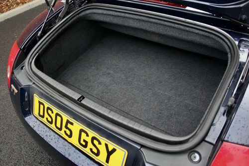 NO RESERVE - 2005 Audi TT 3.2 V6 Roadster DSG In vendita (immagine 72 di 132)