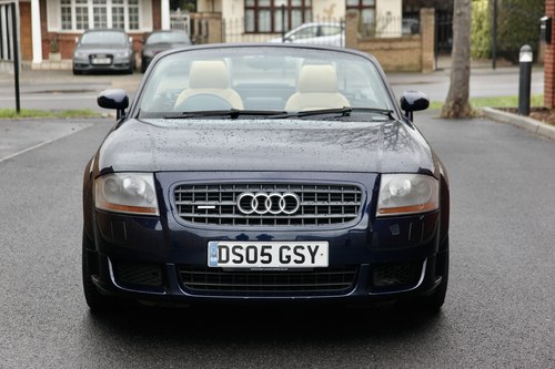 NO RESERVE - 2005 Audi TT 3.2 V6 Roadster DSG In vendita (immagine 10 di 132)