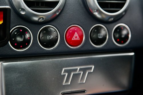 NO RESERVE - 2005 Audi TT 3.2 V6 Roadster DSG In vendita (immagine 69 di 132)