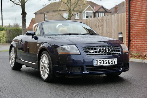 NO RESERVE - 2005 Audi TT 3.2 V6 Roadster DSG In vendita (immagine 1 di 132)