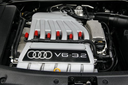 NO RESERVE - 2005 Audi TT 3.2 V6 Roadster DSG In vendita (immagine 88 di 132)