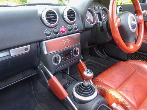 2002 Audi TT Roadster Mk1 with Baseball Glove Interior In vendita (immagine 45 di 122)