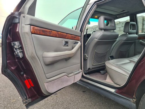 1990 Audi V8 Quattro zum Verkauf (Bild 26 von 41)