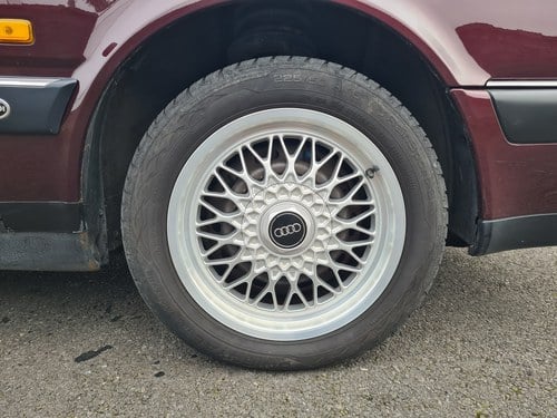 1990 Audi V8 Quattro zum Verkauf (Bild 13 von 41)