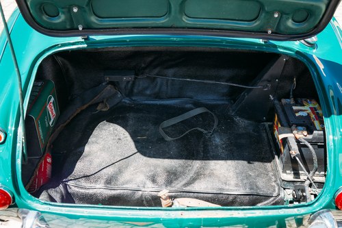 1965 Austin Healey 3000 In vendita (immagine 103 di 262)
