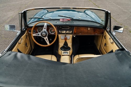 1967 Austin Healey 3000 Mark III Phase 2 Cabriolet (BJ8) En venta (imagen 13 de 90)