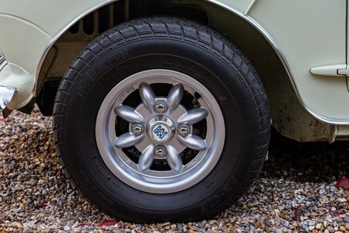 1969 Austin Mini 1000 Cooper Te koop (foto 47 van 204)