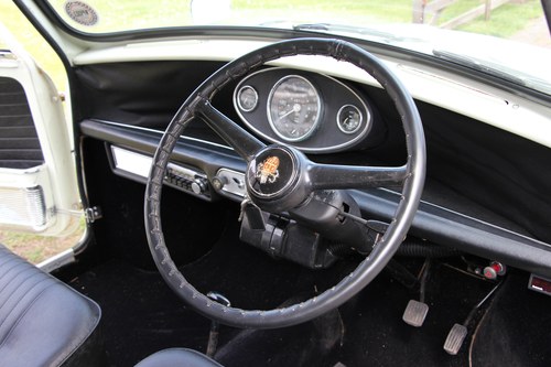 1970 Austin Mini Countryman Automatic For Sale (picture 19 of 165)