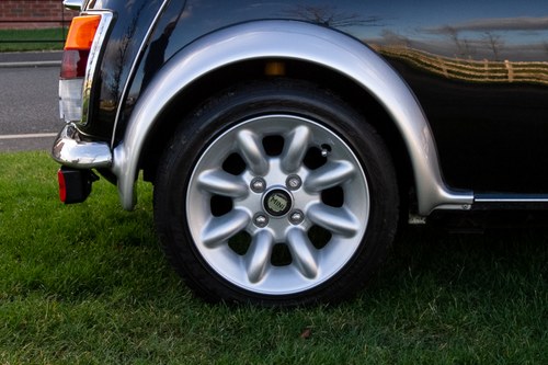 1988 Austin Mini Mayfair 1310cc Conversion In vendita (immagine 24 di 163)