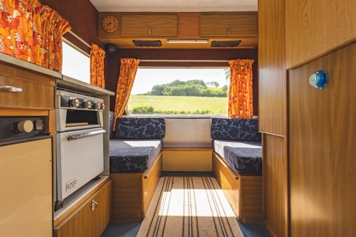 1972 Bedford CF1 Motorhome zum Verkauf (Bild 45 von 108)