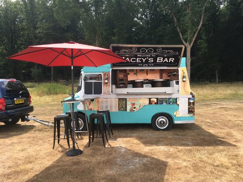 1976 Bedford CF Van Professional Bar Conversion Te koop (foto 4 van 30)