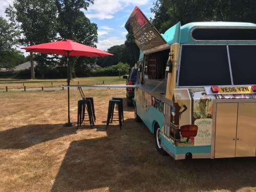 1976 Bedford CF Van Professional Bar Conversion Te koop (foto 12 van 30)