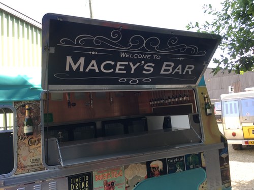 1976 Bedford CF Van Professional Bar Conversion Te koop (foto 19 van 30)