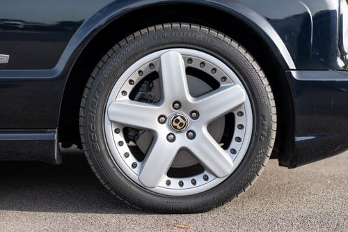 2002 Bentley Arnage T (Mulliner) à vendre (picture 26 of 217)